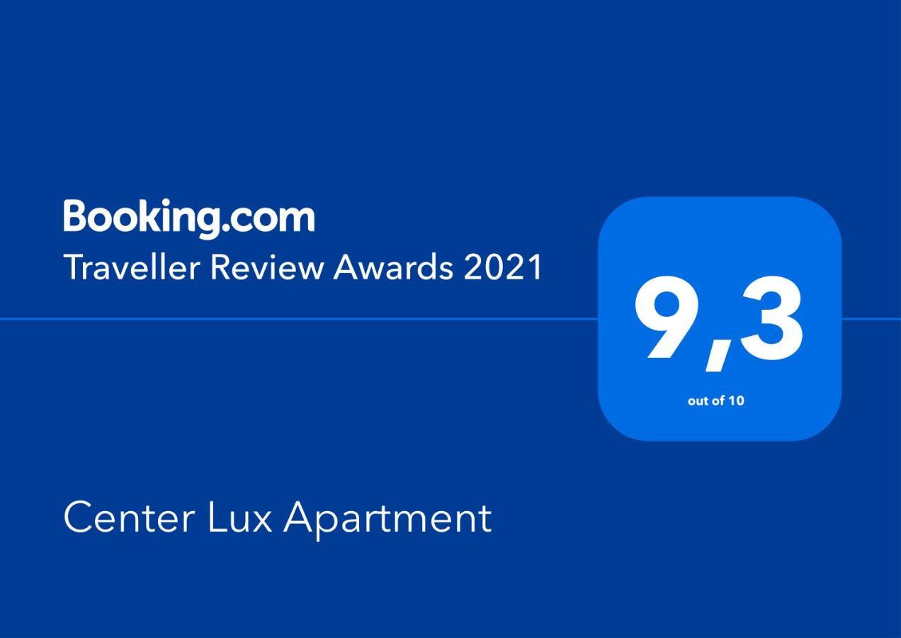 بودغوريتْسا Center Lux Apartment المظهر الخارجي الصورة